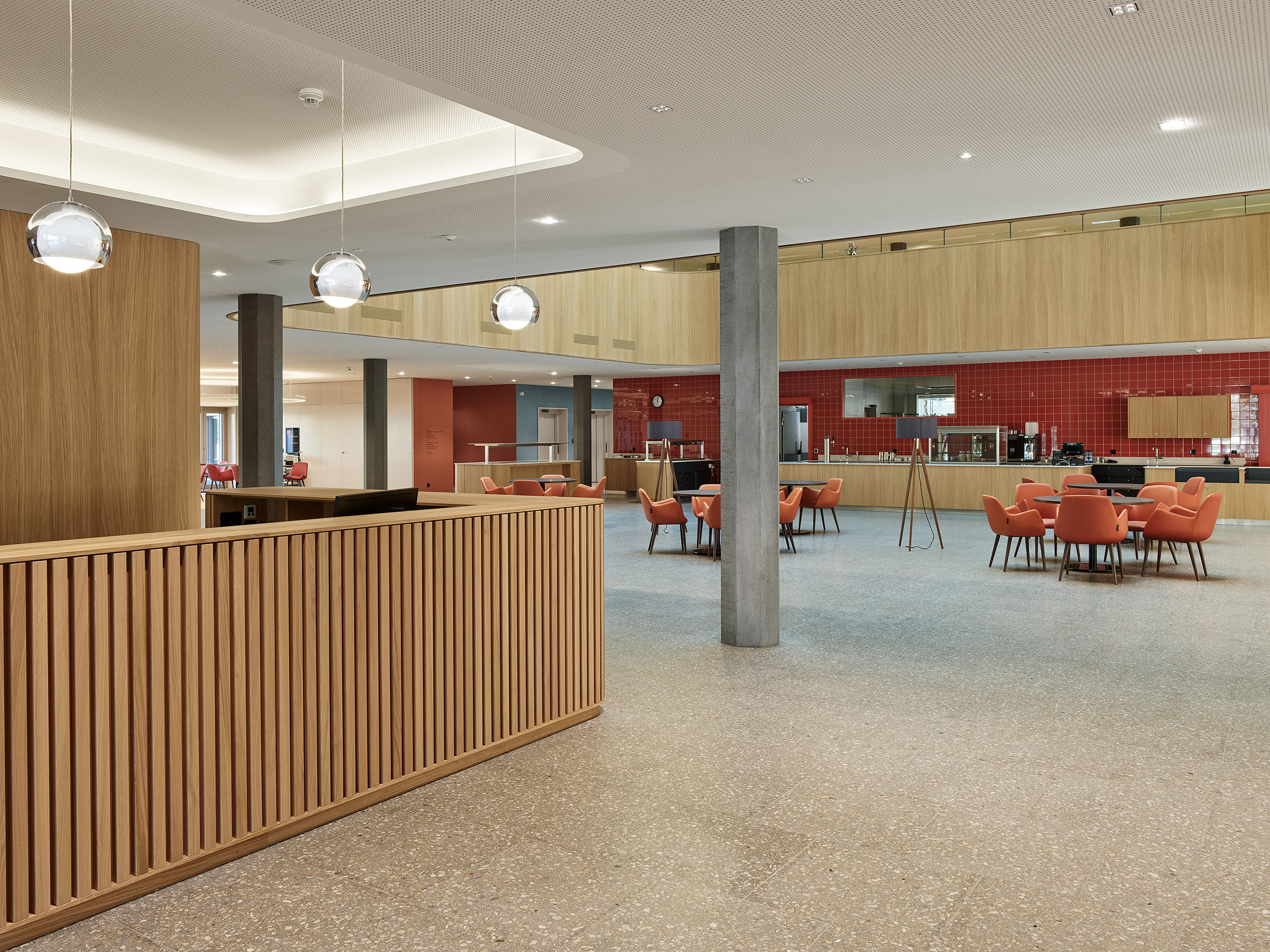 Ahp0068 AIQ4 008638 J2560